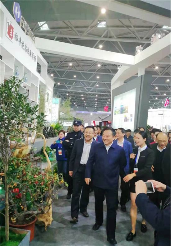 尊龙集团 (中国区)官方网站