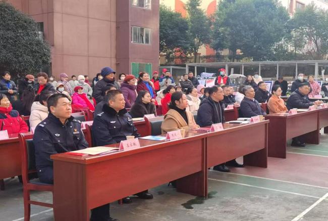 尊龙集团 (中国区)官方网站